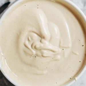 چه سبزیجاتی را می‌توان در سس سیر خواباند؟